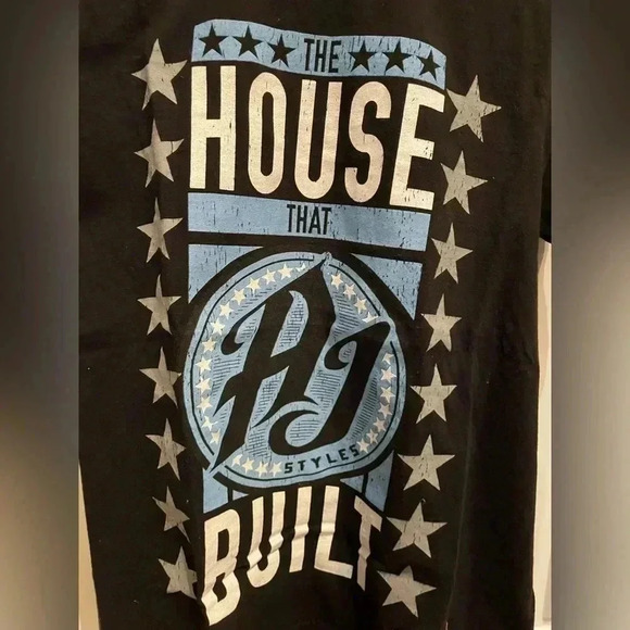 WWE-AJ Styles Tee - Picture 2 of 6